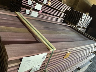 Ca. 90x Purple Heart hardhouten planken, 21x120mm, lengte 215cm